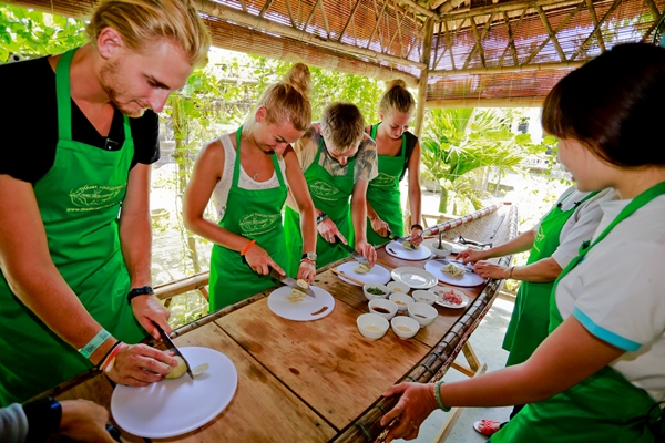 Cooking Class - hue travel guide