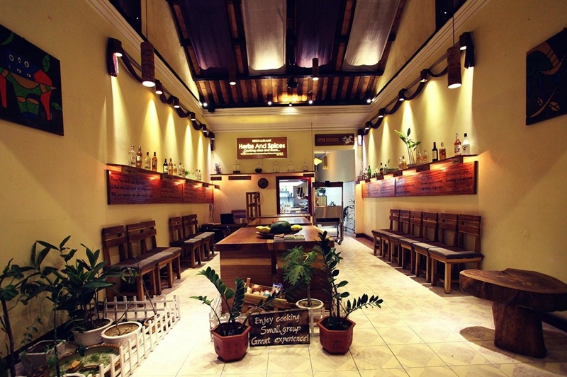 Herbs and Spices Restaurant - things to do in Hoi An